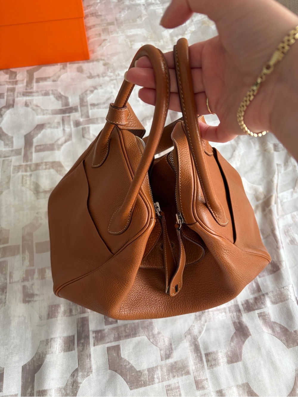 Hermes Brown Leather Shoulder Bag in Tan-Cognac Tone - Picture 5 of 7